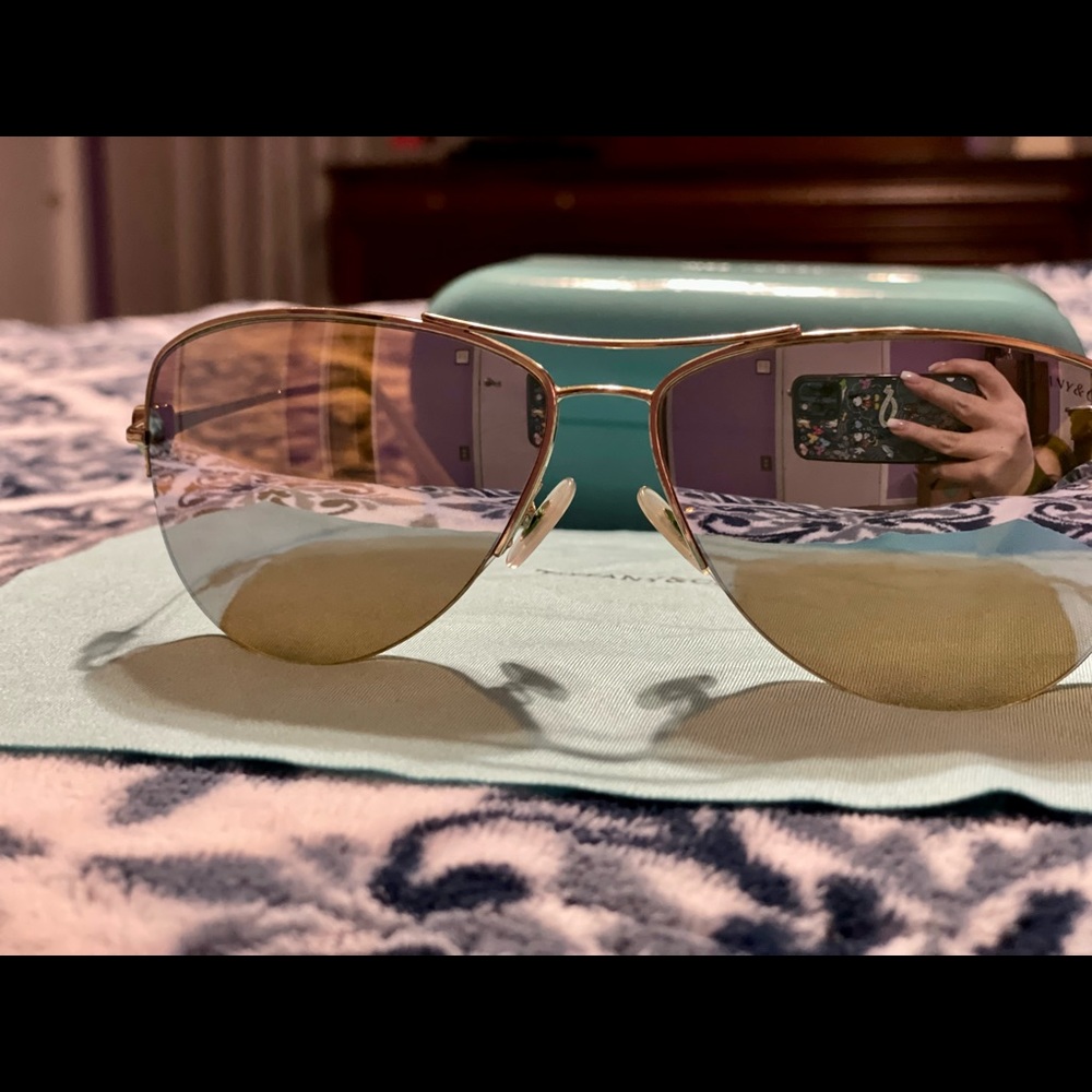 Authentic Tiffany Sunglasses. - Picture 2 of 5